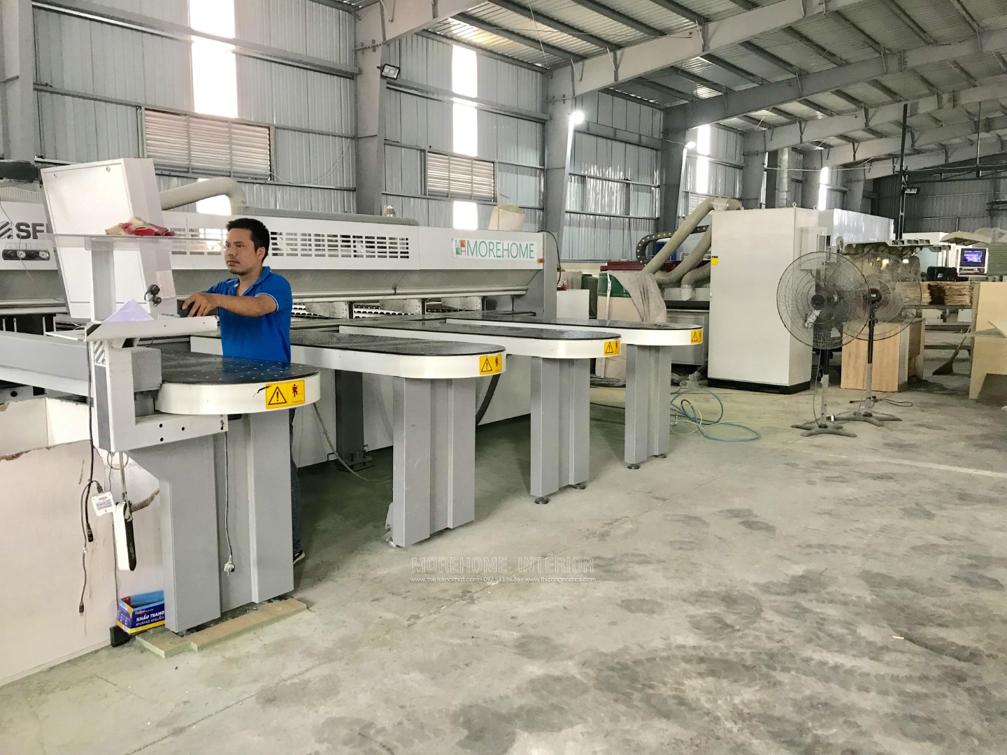 xưởng gỗ thi công nội thất Morehome