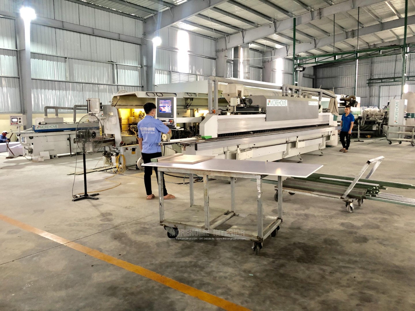 xưởng gỗ thi công nội thất Morehome